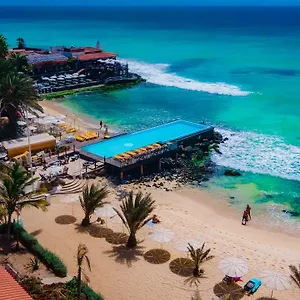 odjo-dagua-hotel.cape-verdehotels.com/